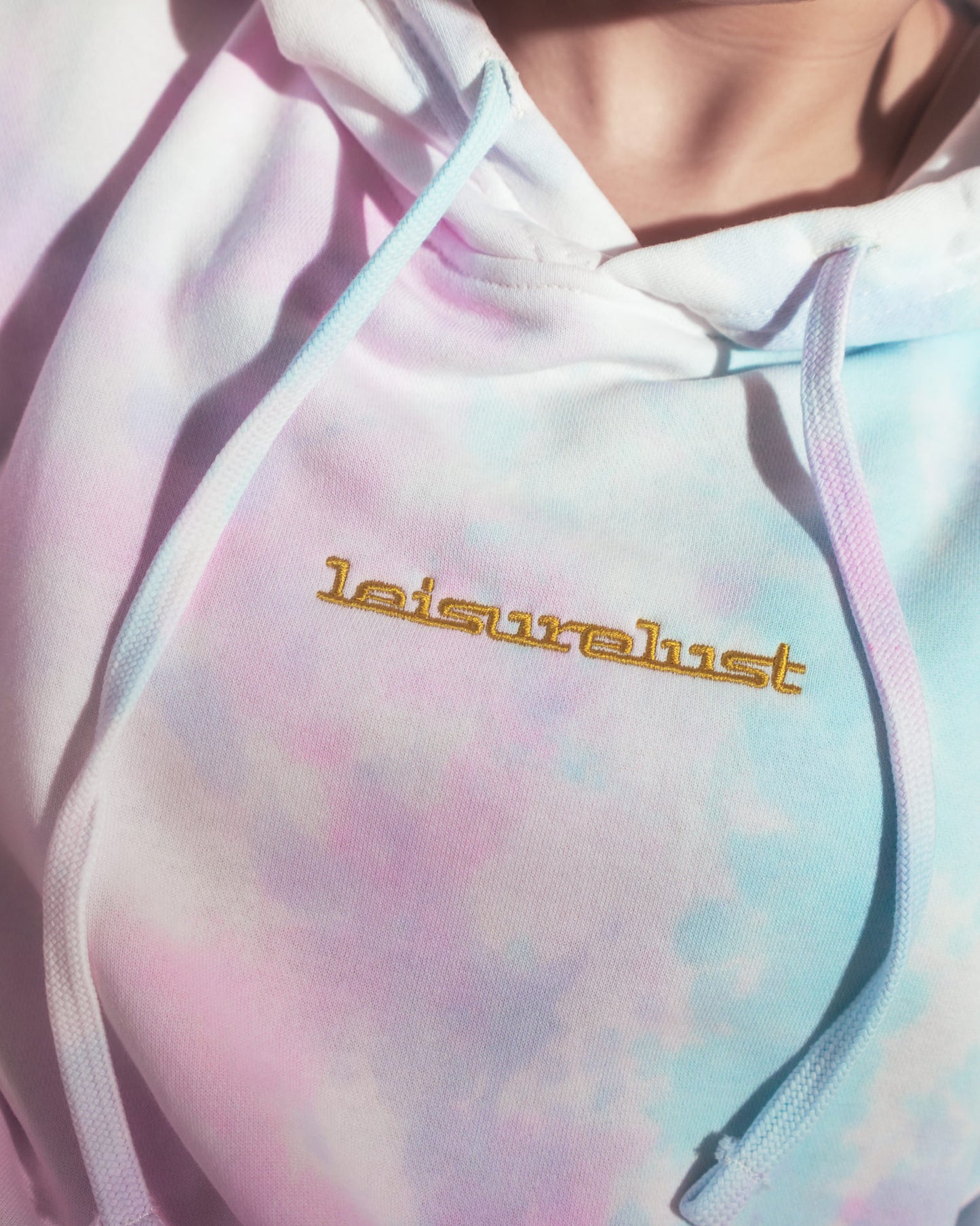 cloudburst pullover hoodie